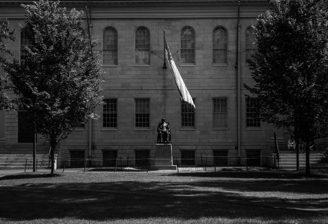 Como Estudar na Harvard nos Estados Unidos